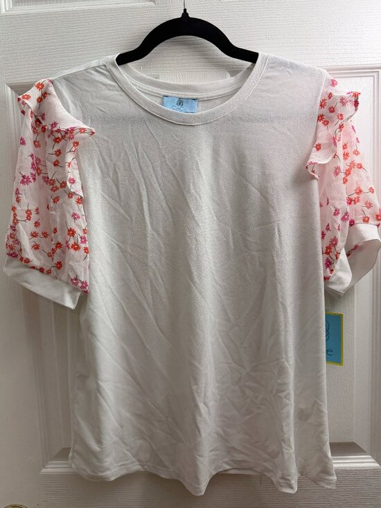 CeCe Tops - CeCe White Floral Sleeve Shirt - NWT